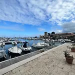 빌라 La Terrazza Sul Mare Di - Location Fra Palermo E Cefalu *