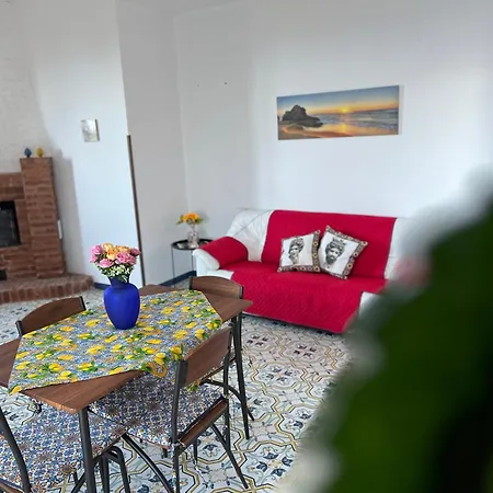 La Terrazza Sul Mare Di - Location Fra Palermo E Cefalu 빌라 *