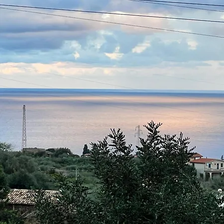 La Terrazza Sul Mare Di - Location Fra Palermo E Cefalu