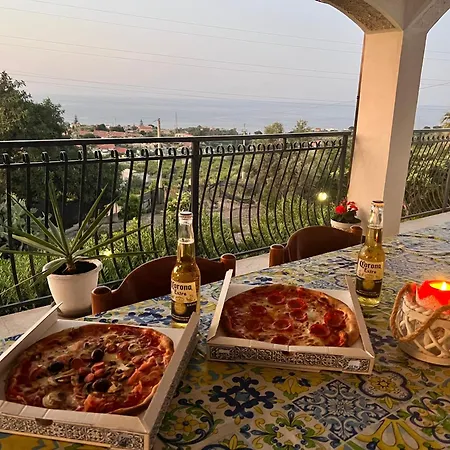 La Terrazza Sul Mare Di - Location Fra Palermo E Cefalu 特拉比亚