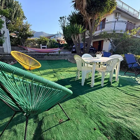 La Terrazza Sul Mare Di - Location Fra Palermo E Cefalu *