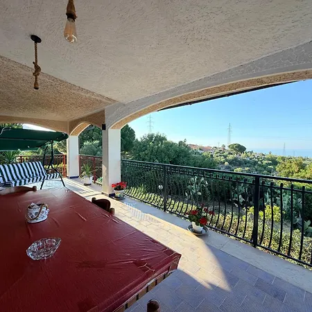 La Terrazza Sul Mare Di - Location Fra Palermo E Cefalu 特拉比亚